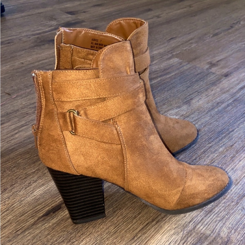 Brown BOOTIES